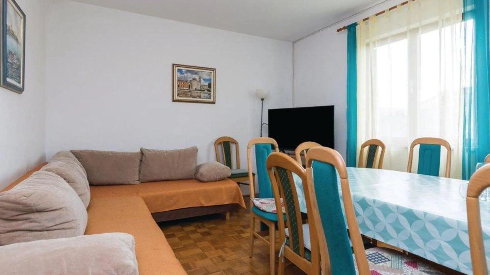 Guest House Burela Nin