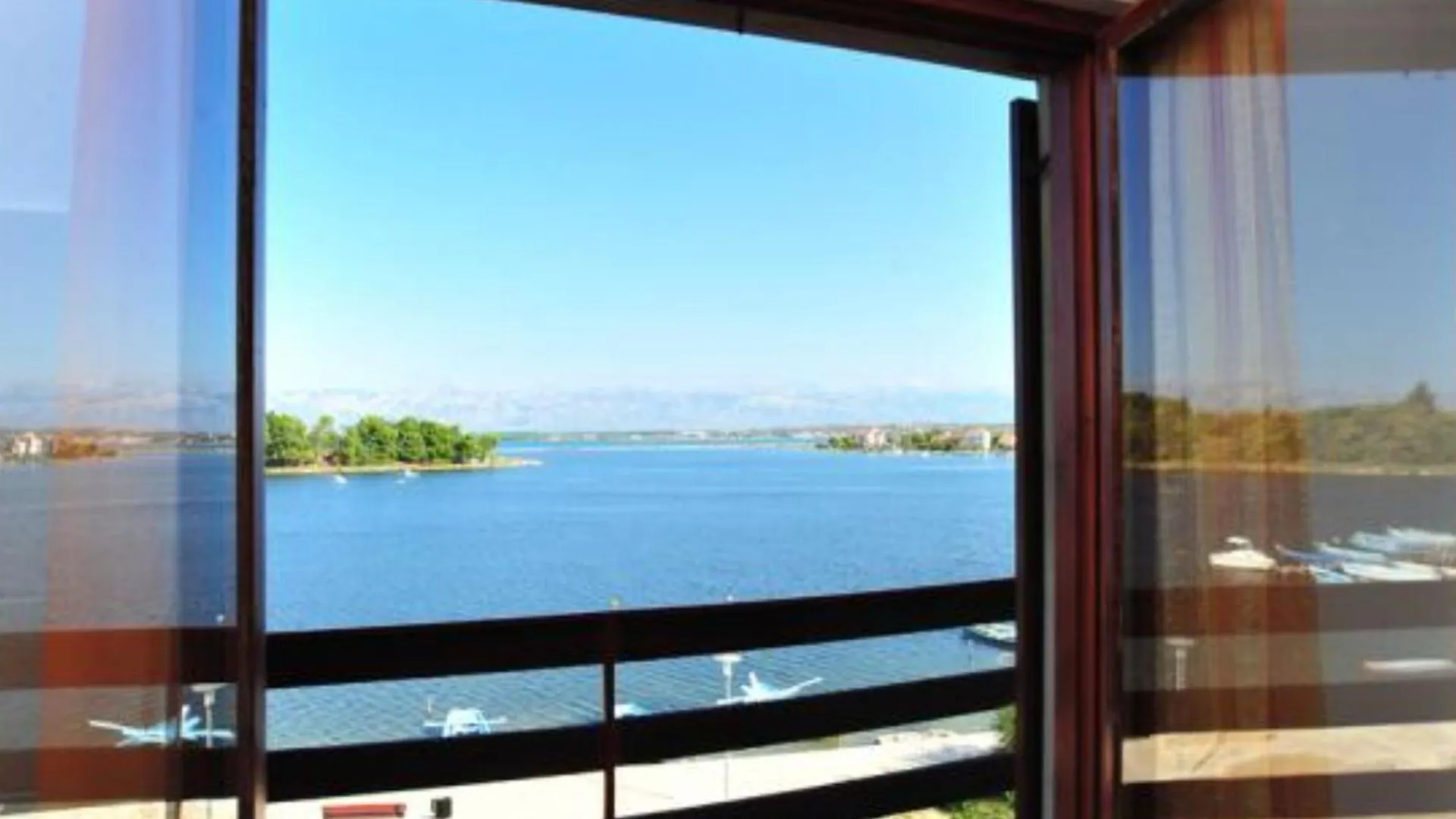 Guest House Burela Nin Croatia