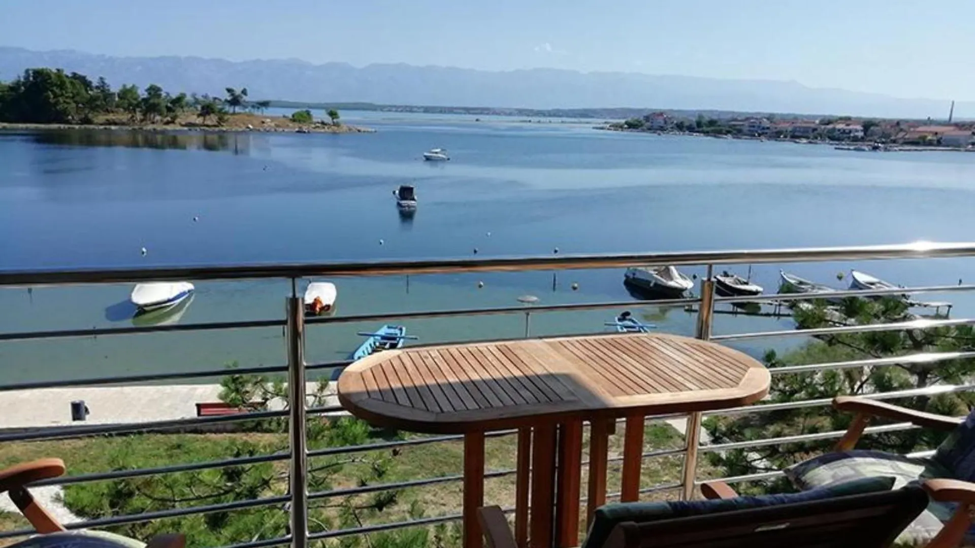 Guest House Burela Nin